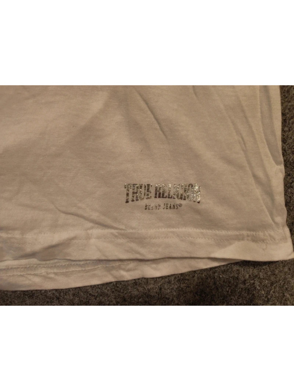 True Religion White Metallic Logo T‑Shirt • Medium